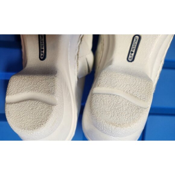 Nurse Mates Womens Shoes Sz 8M Halle Slip On Leather Clog Slip Resistant Sole - Picture 8 of 9